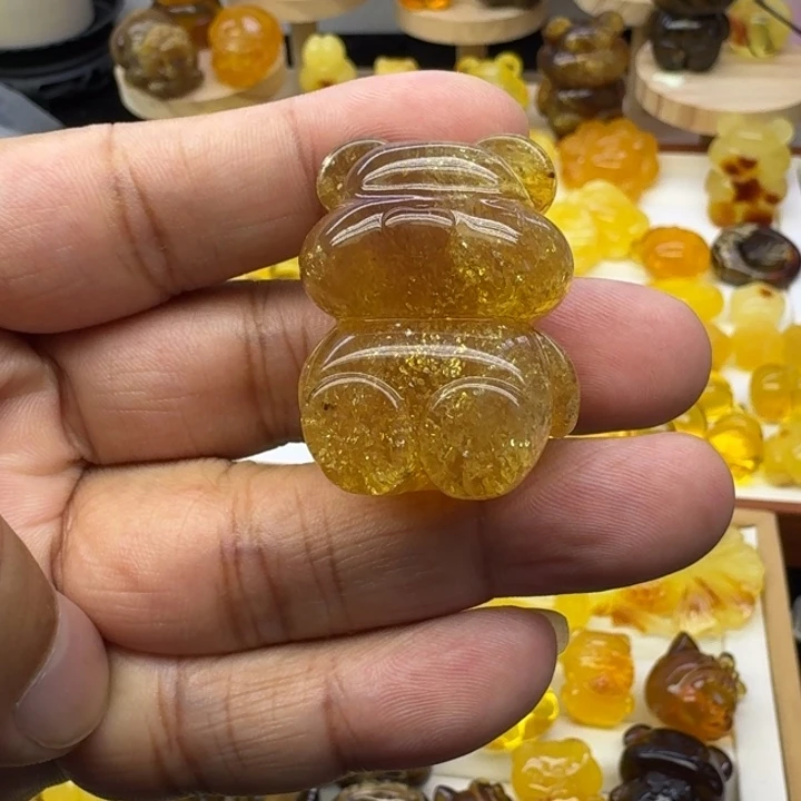 琥珀未镶嵌颈饰蜜爆小熊