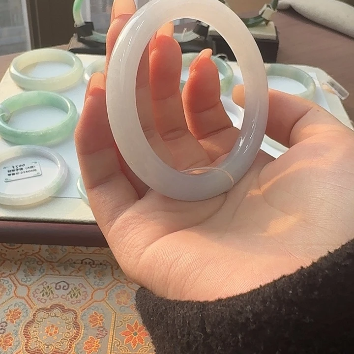 翡翠未镶嵌手镯（序号2）点菜看细节