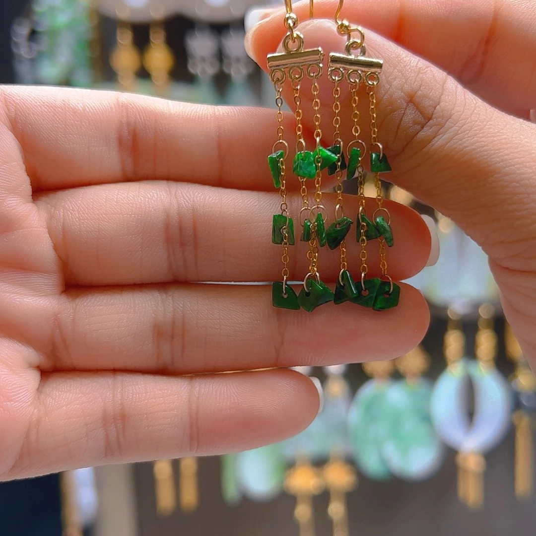 未镶嵌翡翠耳饰翡翠