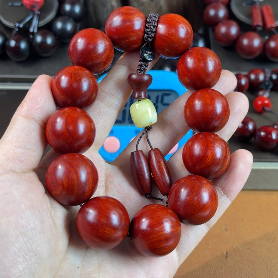 檀香紫檀（小叶紫檀）我****味