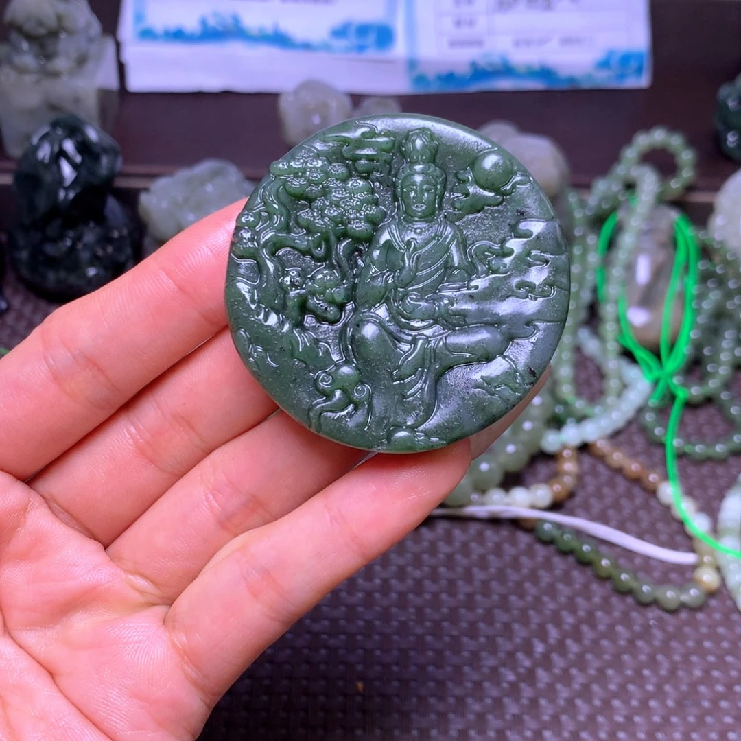 和田玉未镶嵌颈饰