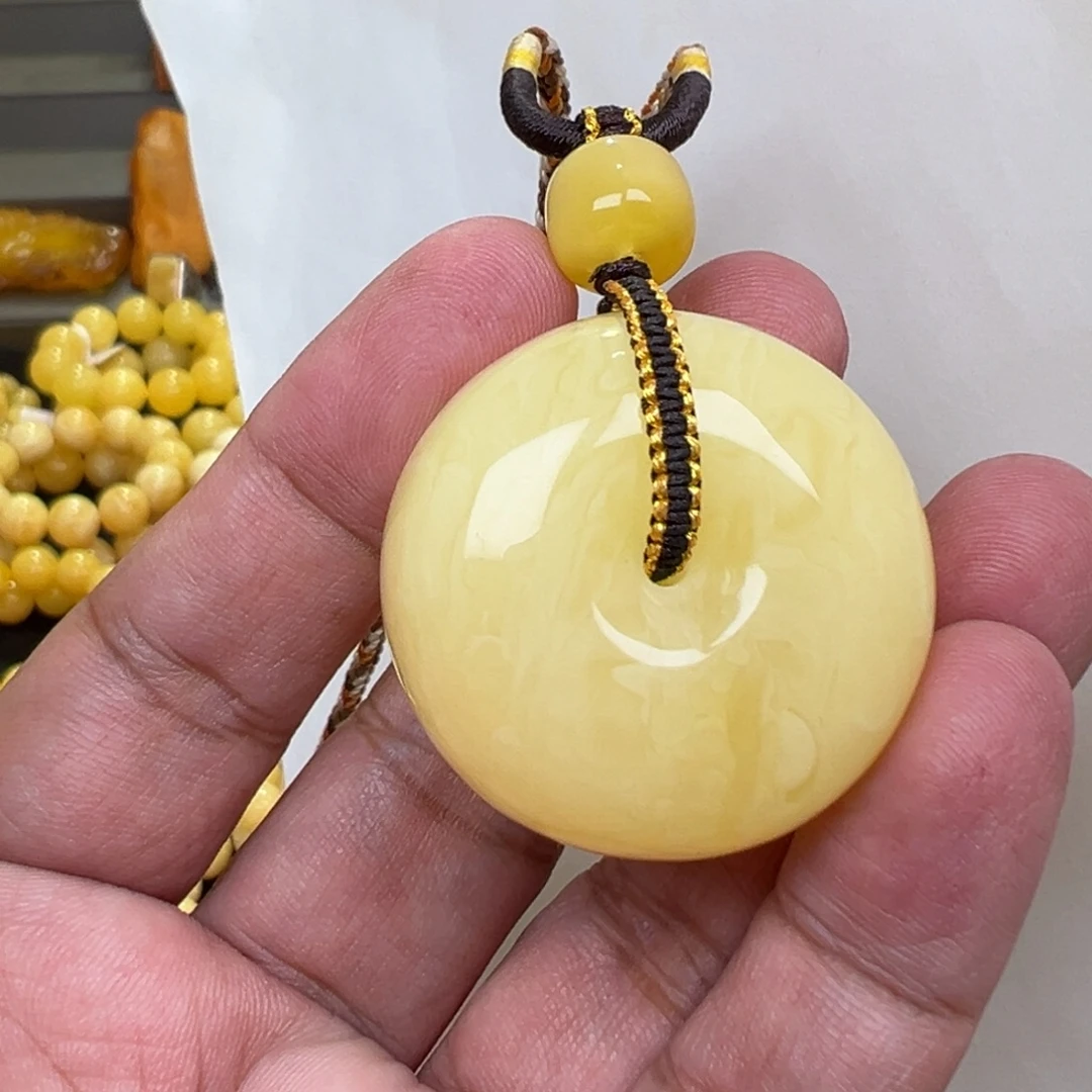 蜜蜡未镶嵌珠宝奇石22.22克