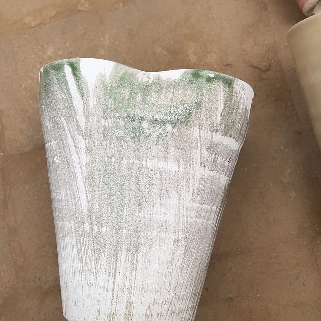 景德镇陶瓷刷釉托特