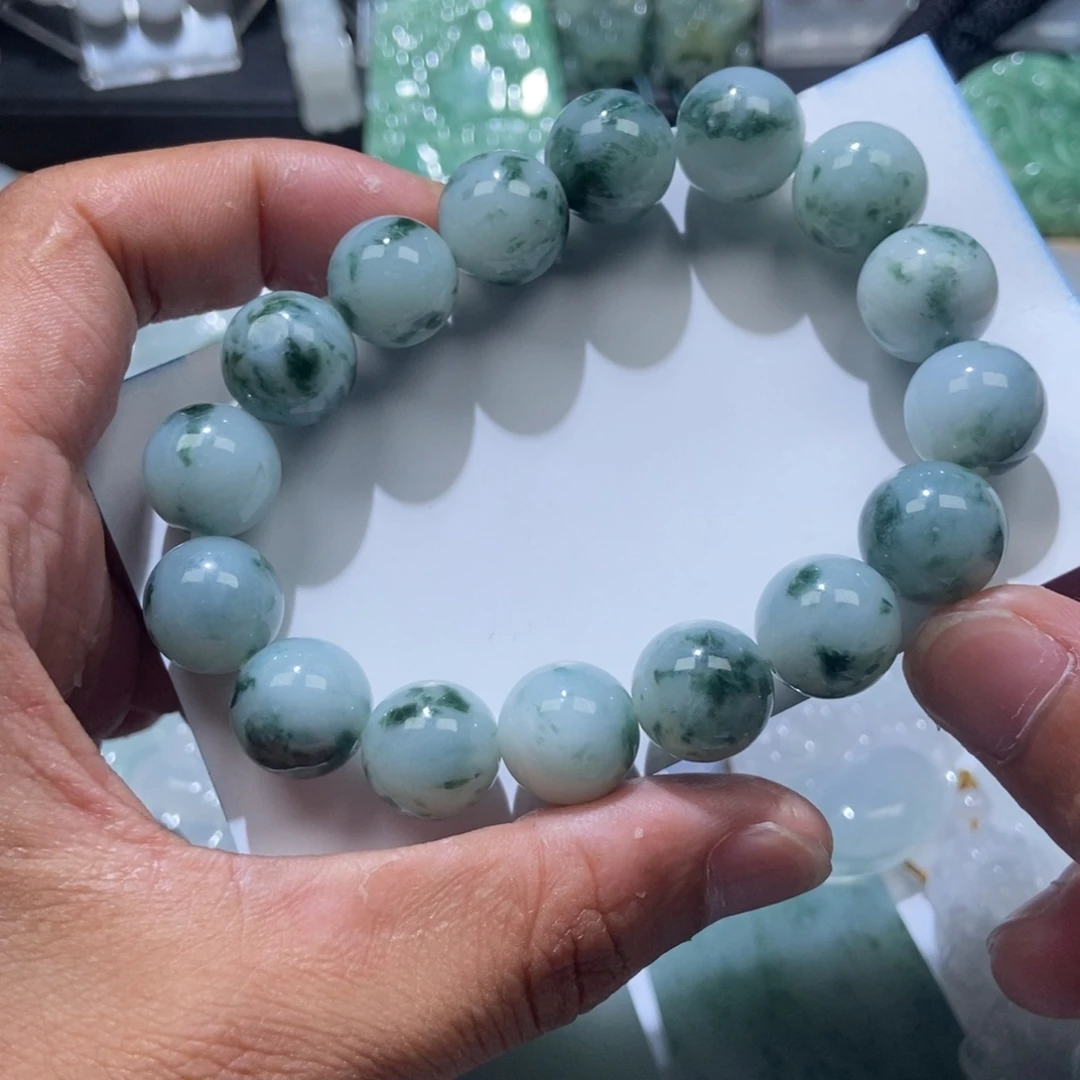 定制翡翠未镶嵌飘花