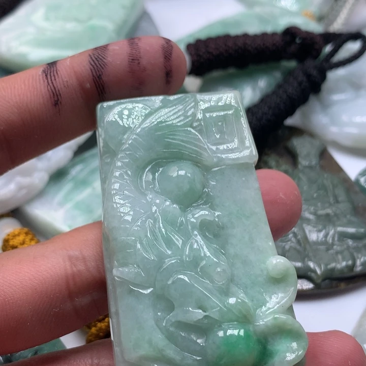 颈饰未镶嵌翡翠保真天然a货翡翠