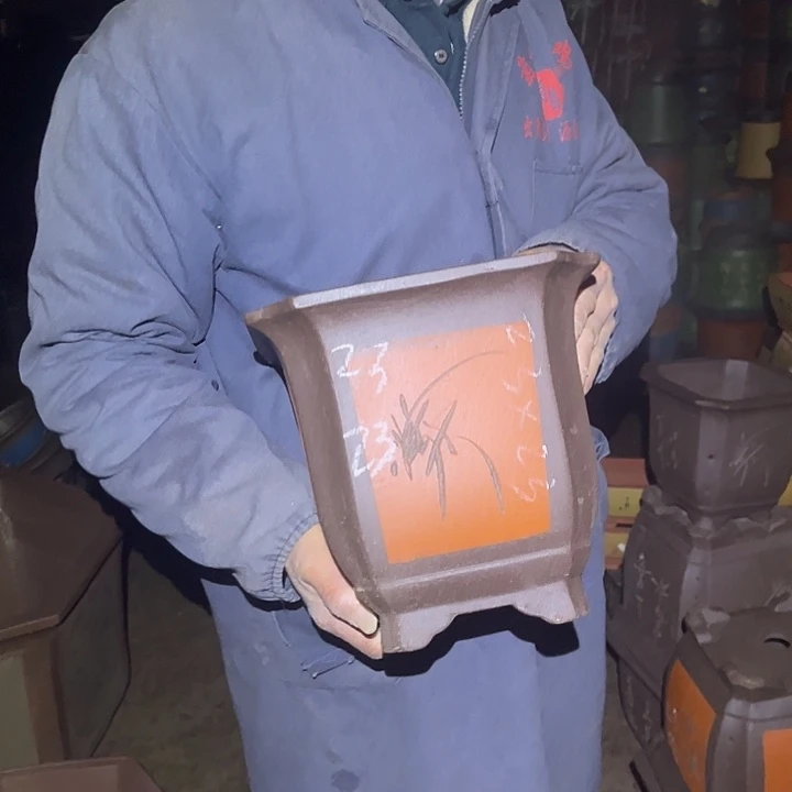 紫砂花盆紫砂花盆和小