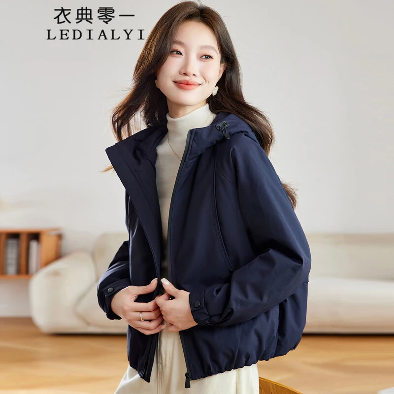 夹棉连帽外套女2025新款秋冬短款时尚休闲中老年妈妈轻薄小棉袄潮