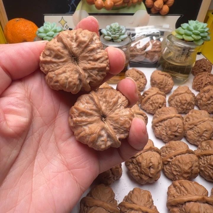 K***李文玩核桃吊坠精品蛤蟆精品链接