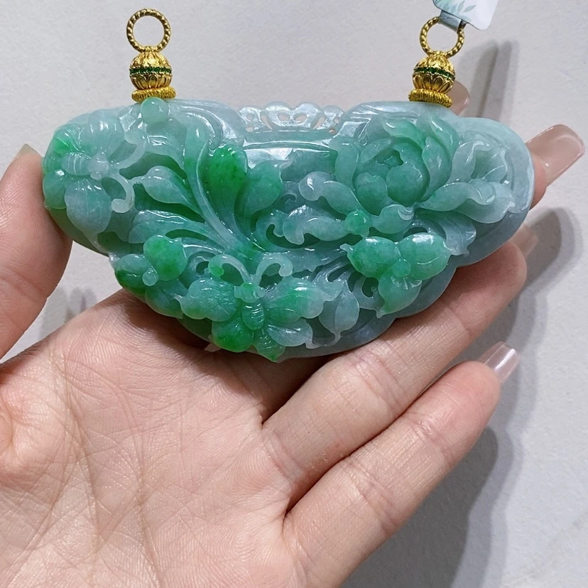 【闪购商品】翡翠未镶嵌颈饰