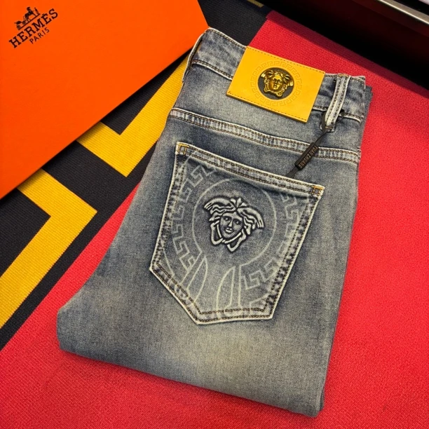 （7818）春夏时尚轻奢百搭中腰修身直筒牛仔裤夏季