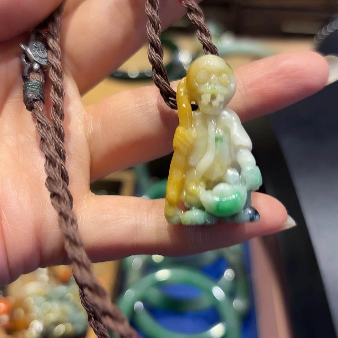 翡翠未镶嵌颈饰原创