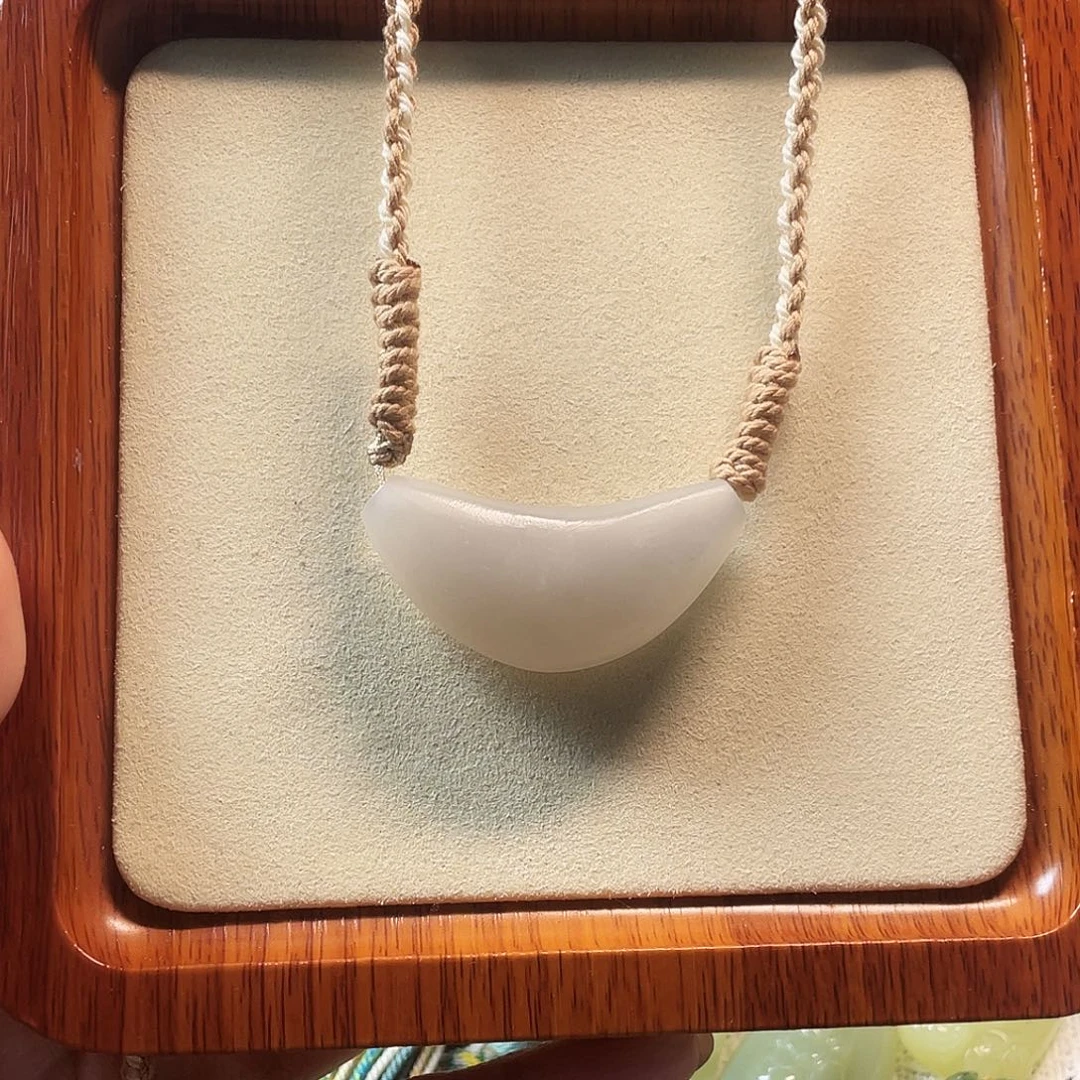 和田玉未镶嵌颈饰白玉弯管