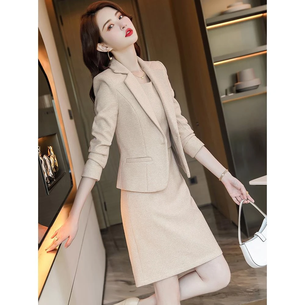 西装外套女2025新款春高级感小个子短款高端西服正装连衣裙套装裙