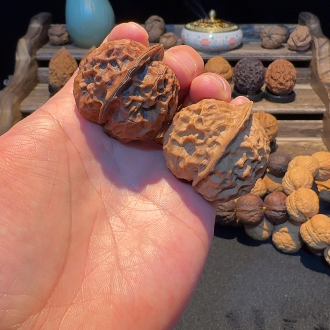 文玩核桃把件云南铁核桃3