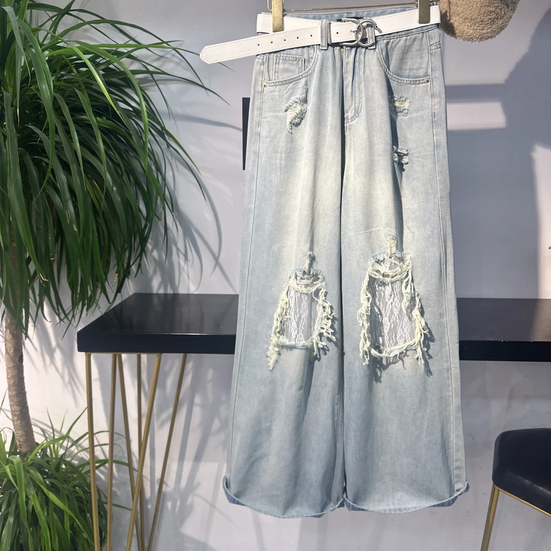 闺蜜女装蕾丝破洞牛仔直筒阔腿裤洋气款