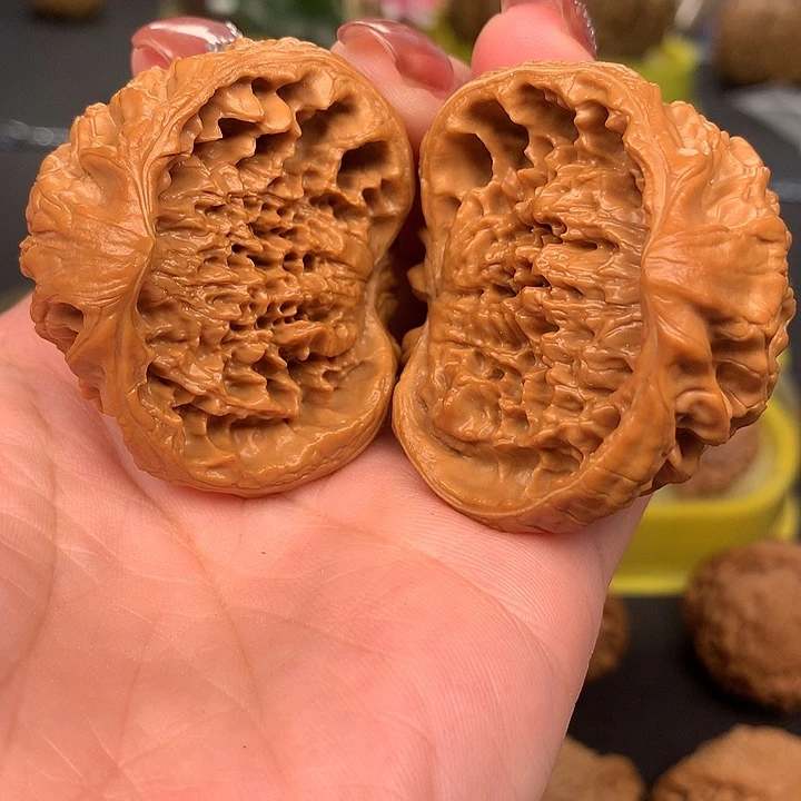 文玩核桃吊坠程*44.8聚宝盆