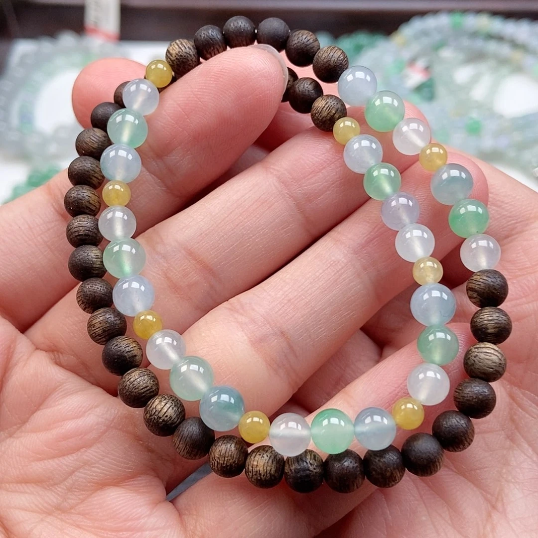 翡翠未镶嵌手链卡