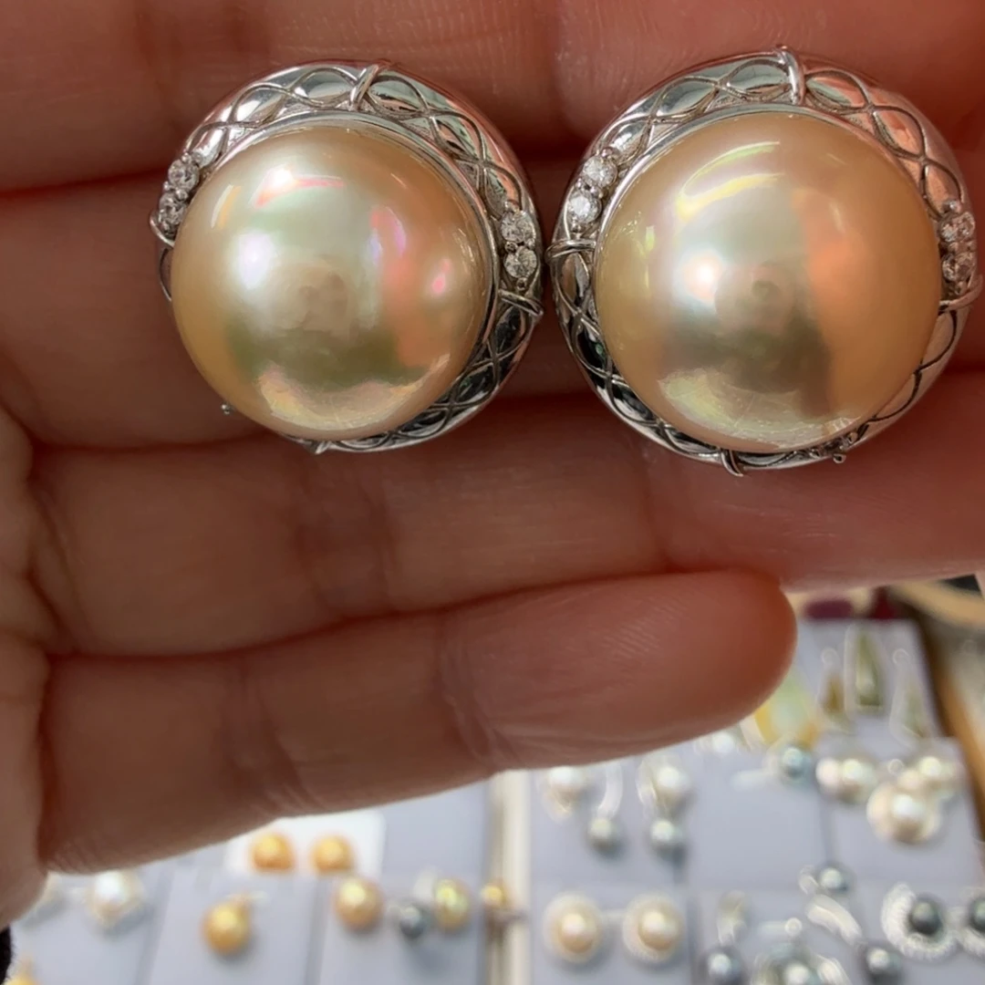茱****耳饰银S925镶嵌海水珍珠