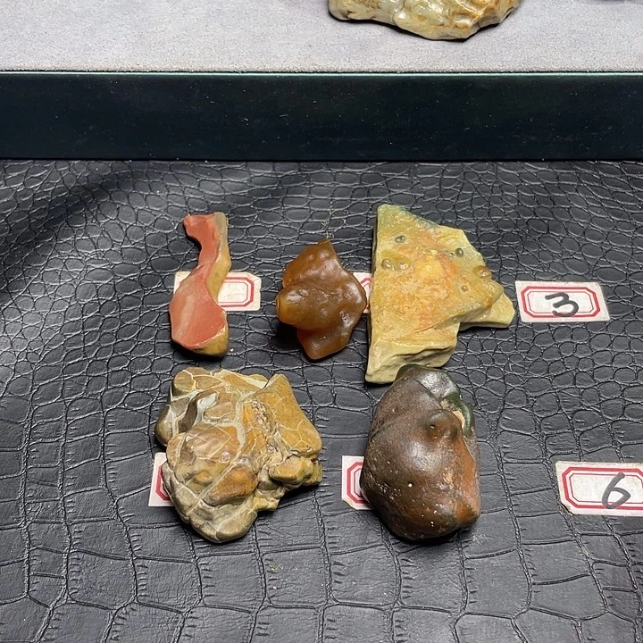 浪***主有机玻璃阿拉善戈壁石