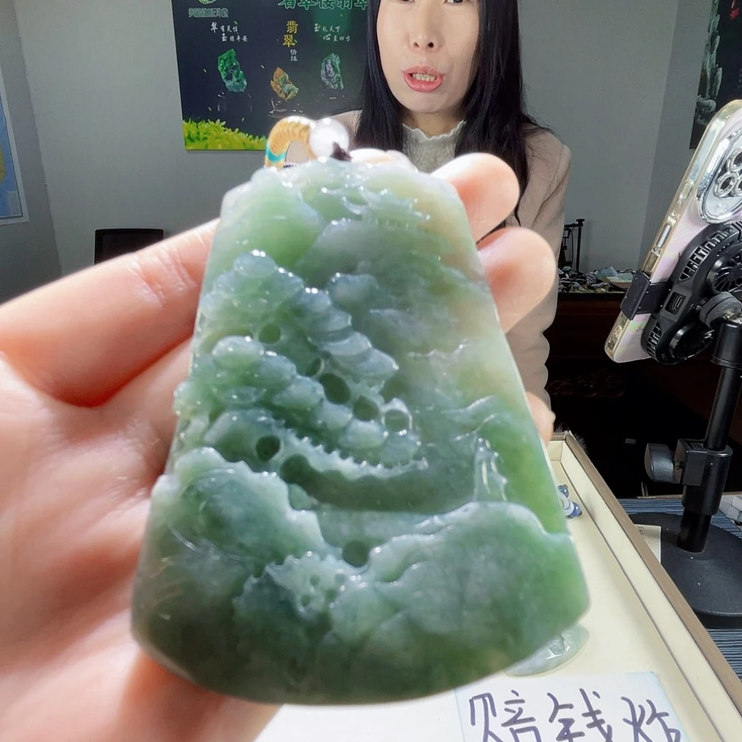 颈饰未镶嵌翡翠翡翠