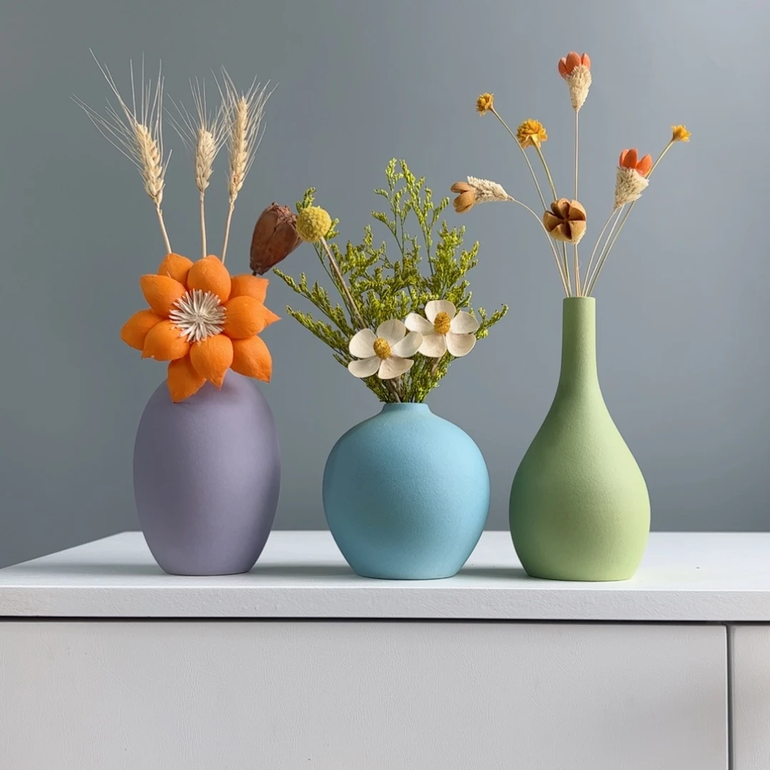 摆件陶瓷小花瓶摆件含花总高约20-30cm