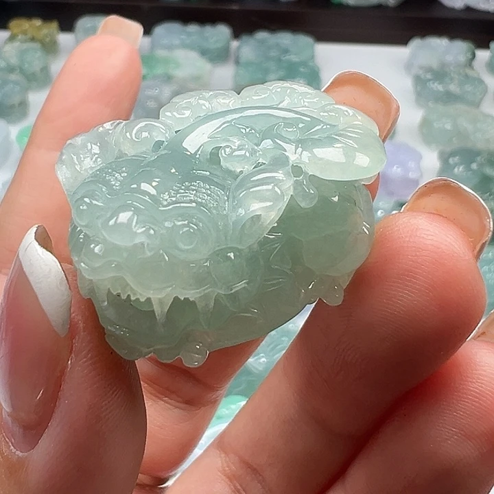 颈饰未镶嵌翡翠貔貅