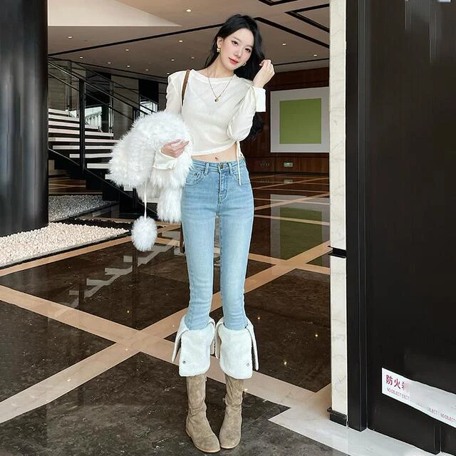 秒变腿精浅蓝色小脚牛仔裤女2025早春弹力紧身显瘦毛边高腰铅笔裤