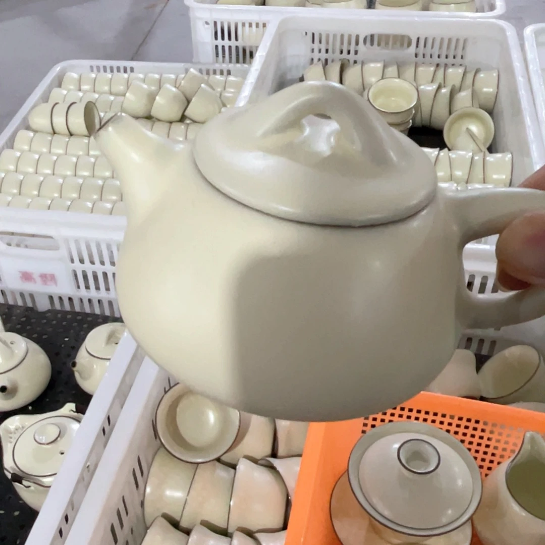 瓷片小微瑕。。。。。。。。。。。