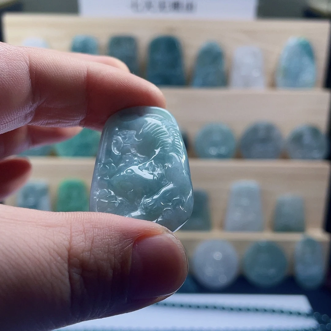 吊坠(赠链)未镶嵌翡翠6