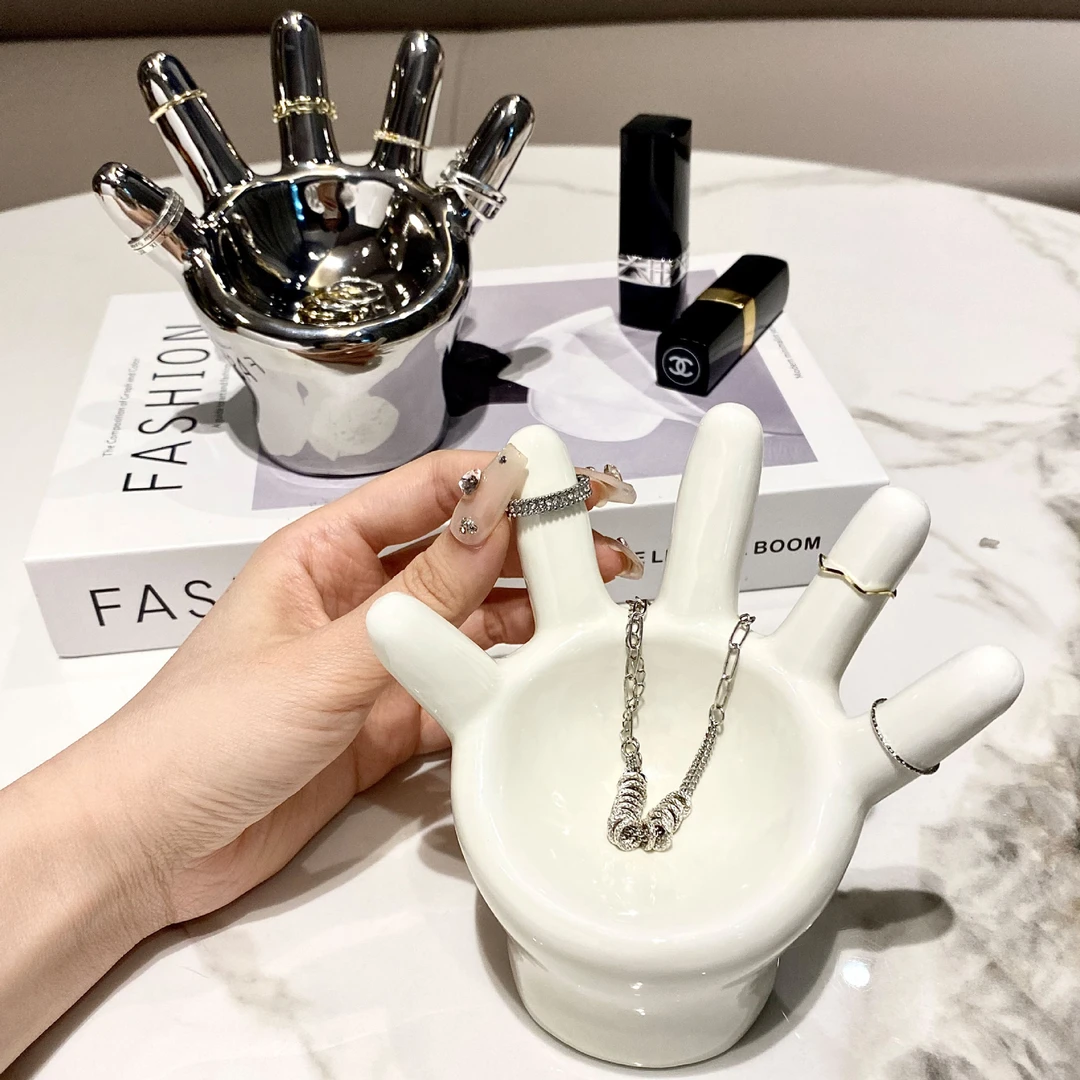 北欧轻奢手掌形戒指托收纳置物架陶瓷摆件饰品展示架陈列拍照道