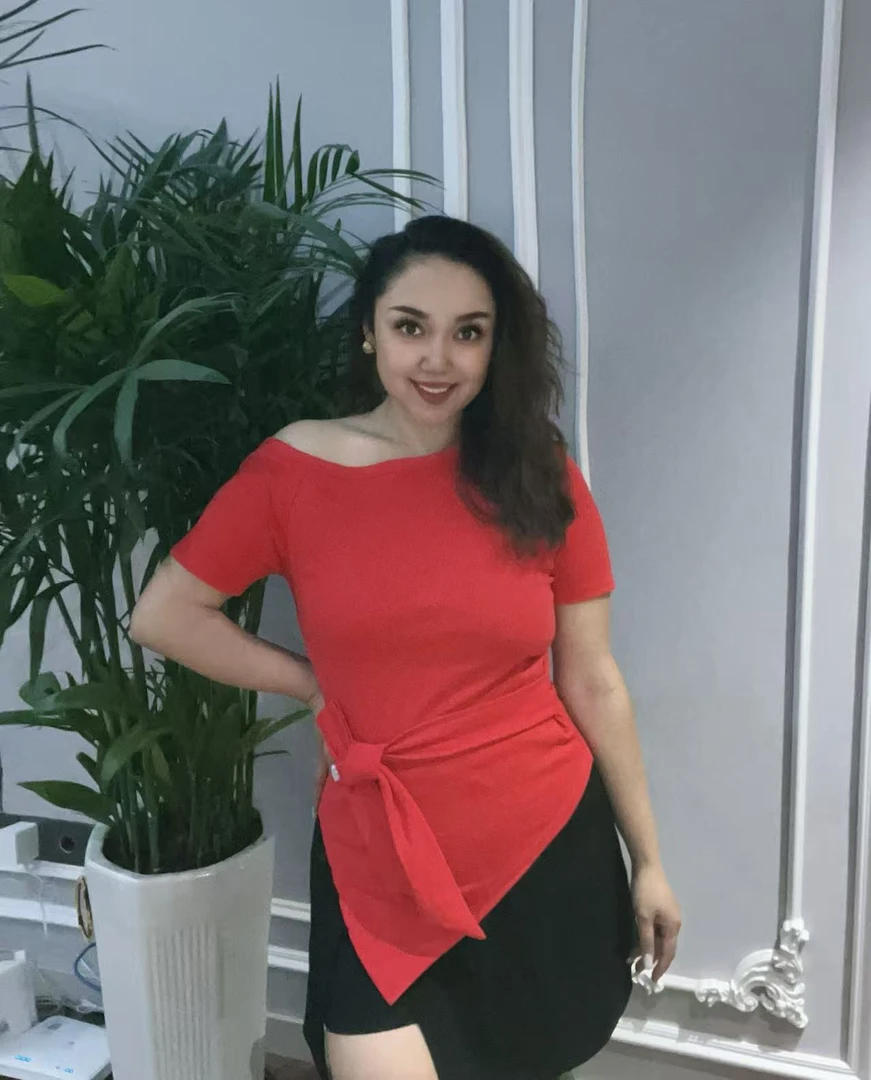 夏季新款韩版辣妹风斜领露肩不规则绑带显瘦短袖T恤女