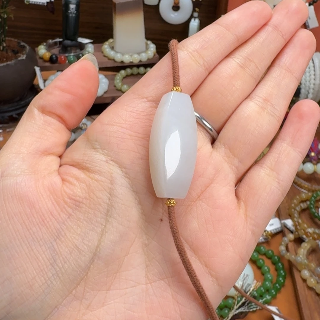 和田玉（糖玉）未镶嵌手链