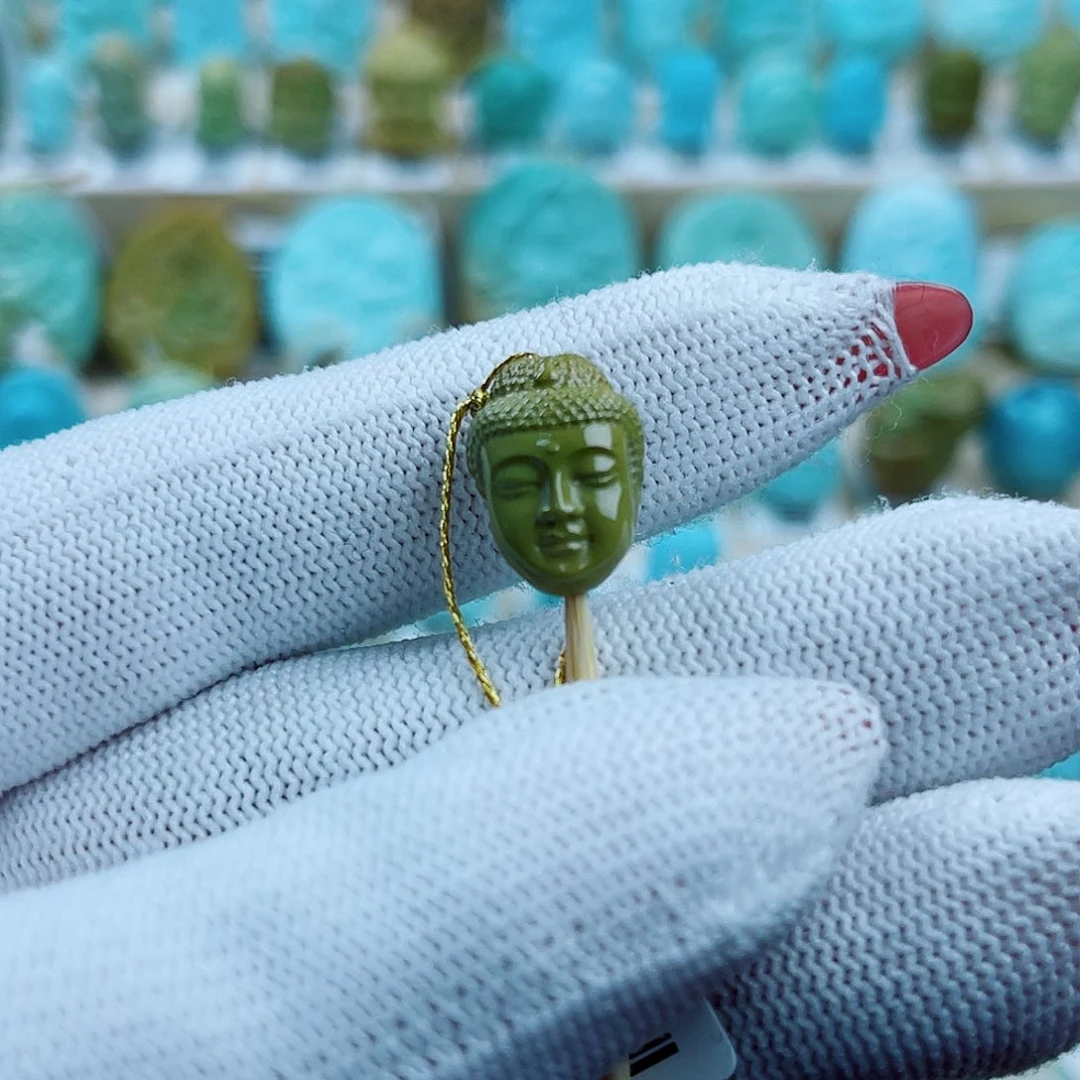 绿松石未镶嵌珠宝奇石