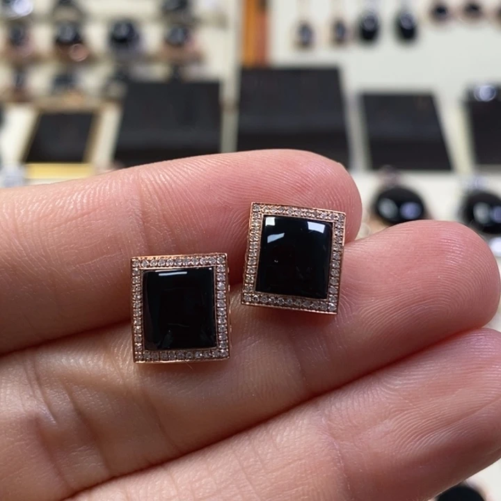 翡翠18K金镶嵌颈饰缅甸天然翡翠墨翠