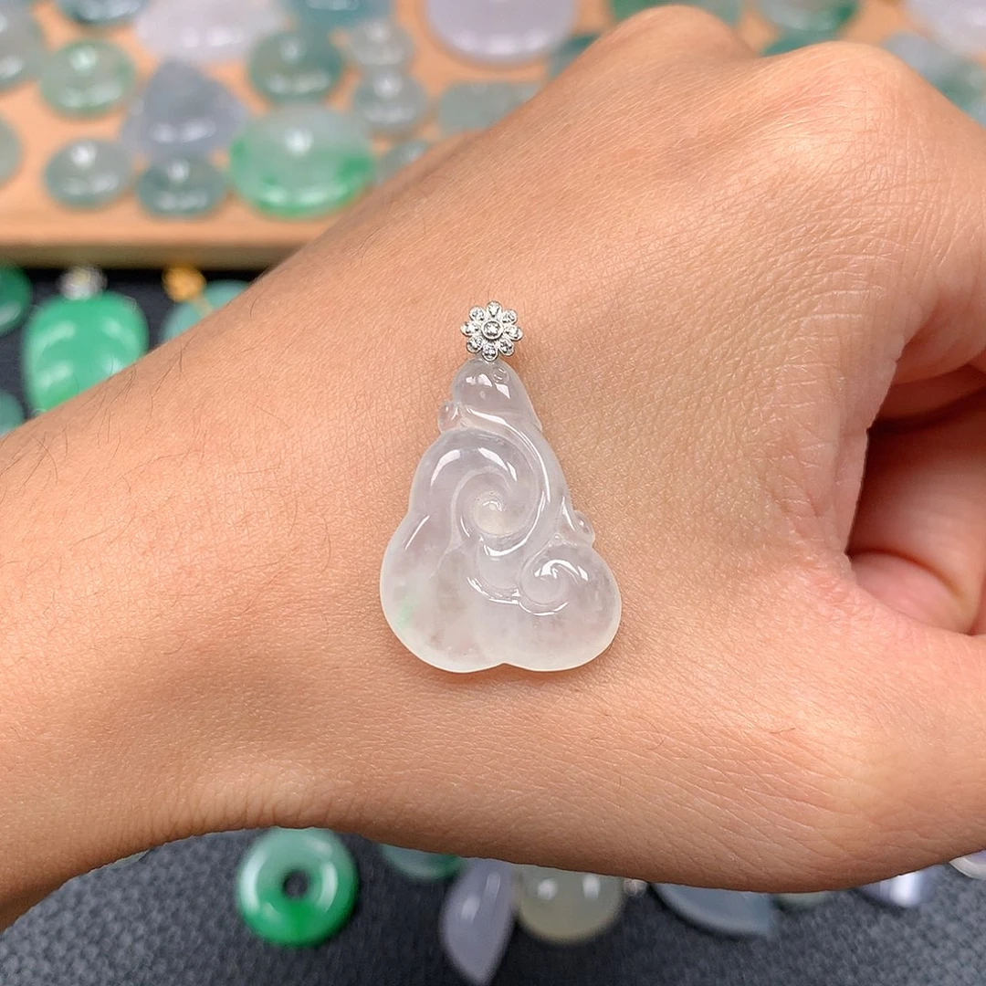 吊坠(赠链)18K金镶嵌翡翠