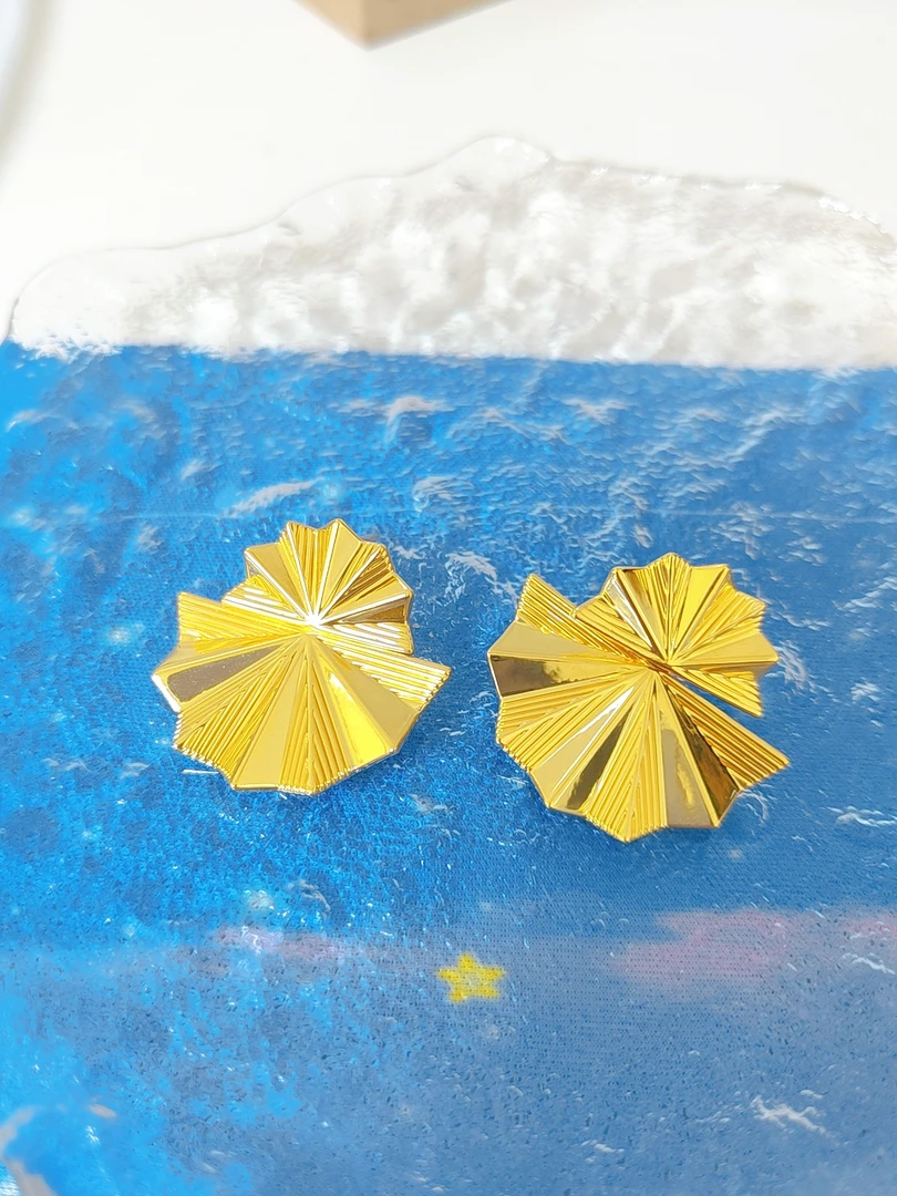 足金999时尚扇叶耳钉