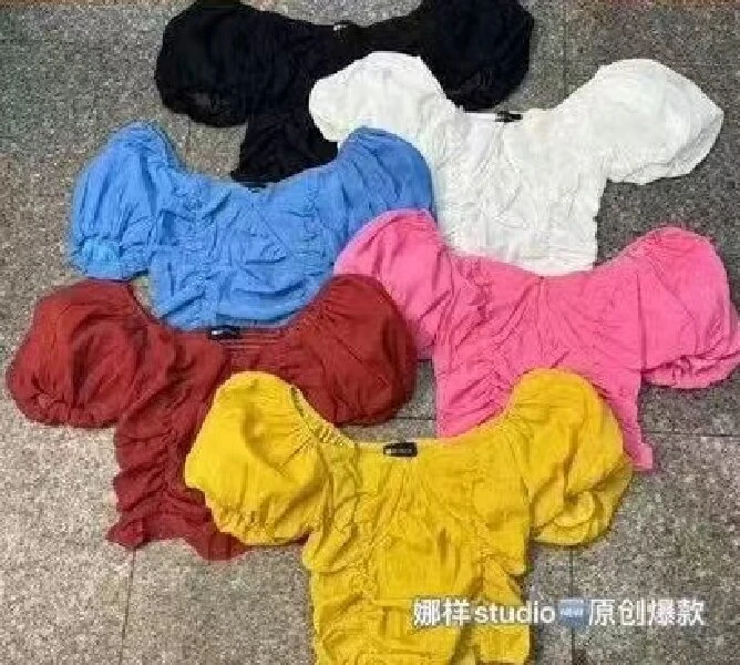 欧街-纯色雪纺皱褶泡泡短袖07211