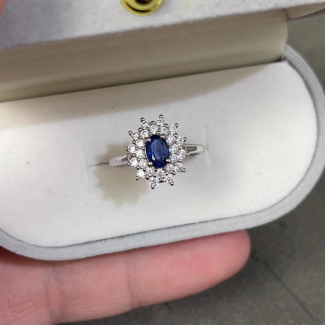 蓝宝石戒指银S925镀金镶嵌蓝宝石戒指