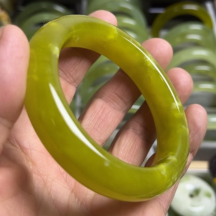 合金蛇纹石玉颈饰