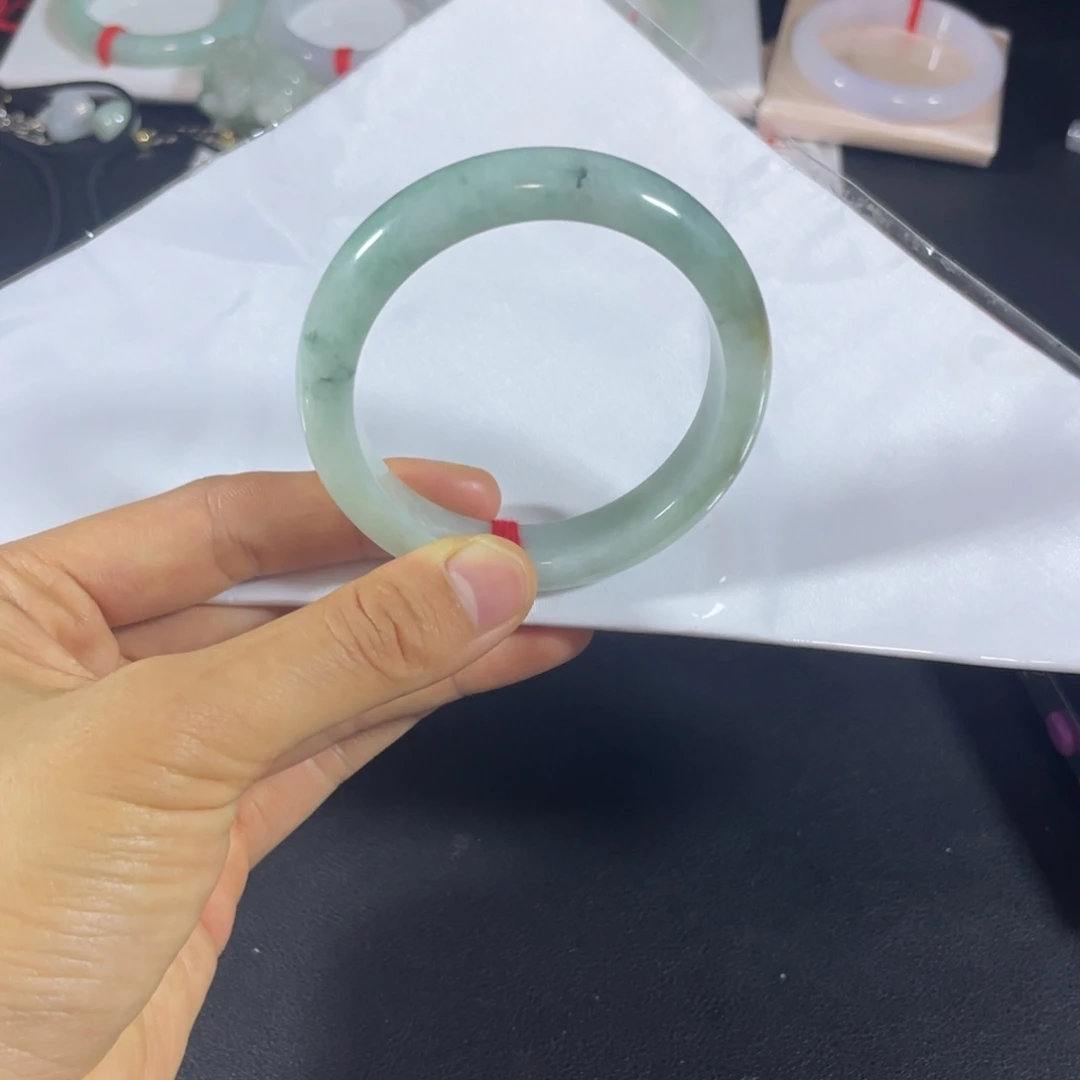 未镶嵌手镯翡翠天然翡翠手镯