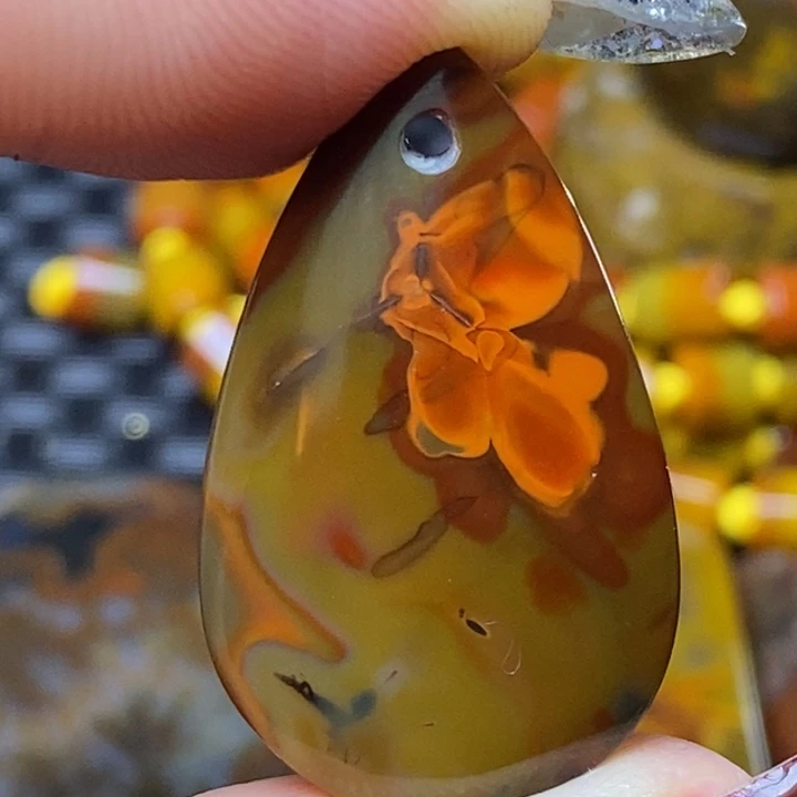 玛瑙/玉髓颈饰未镶嵌