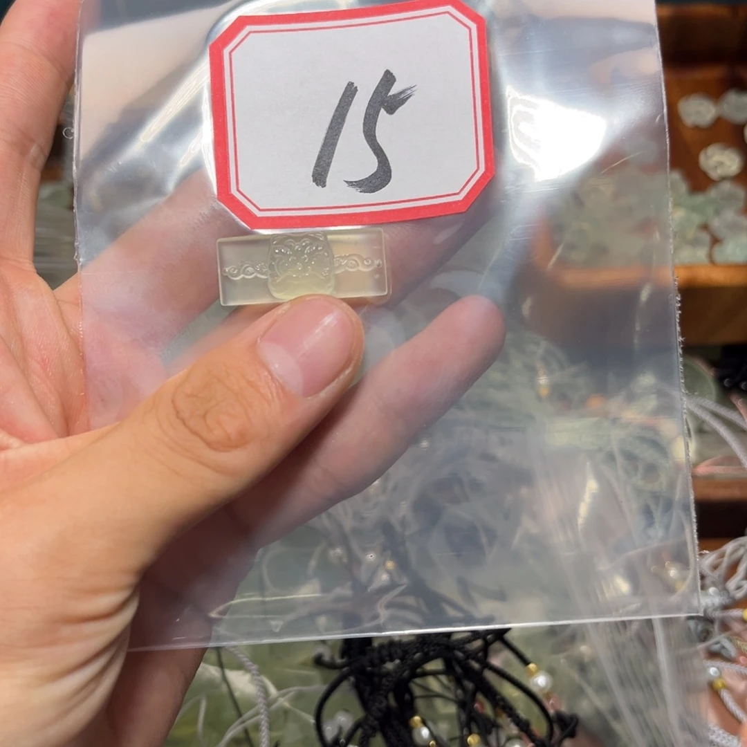 蛇纹石玉合金颈饰