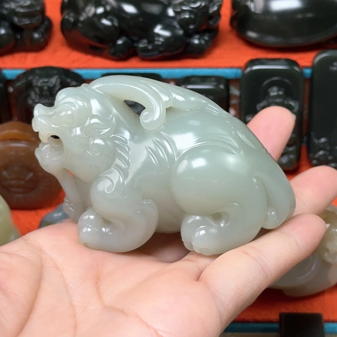 未镶嵌和田玉把件T***h