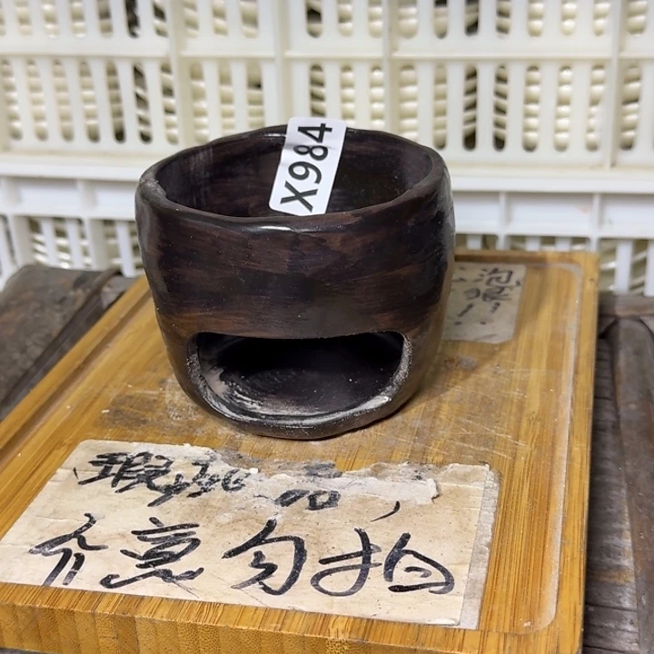 微瑕疵介意勿拍陶瓷器皿X893