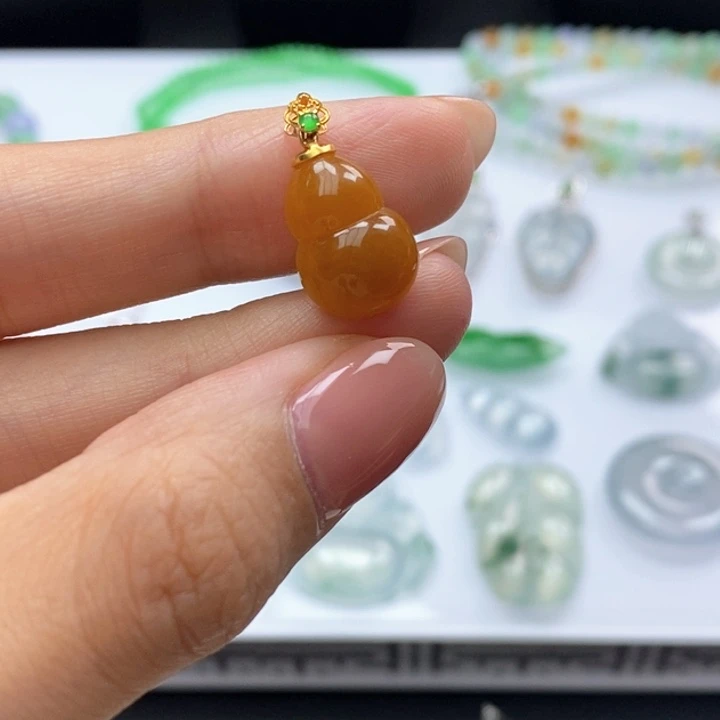 吊坠(不含链)未镶嵌翡翠葫芦