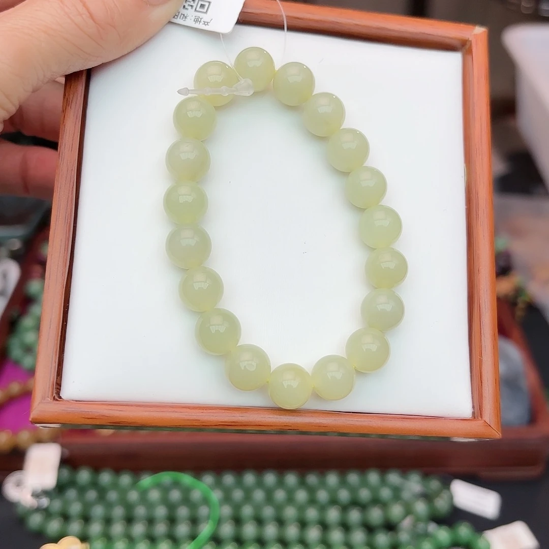 和田玉手链有瑕未镶嵌