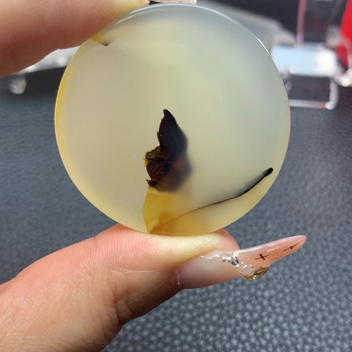 張***靈玛瑙/玉髓未镶嵌颈饰