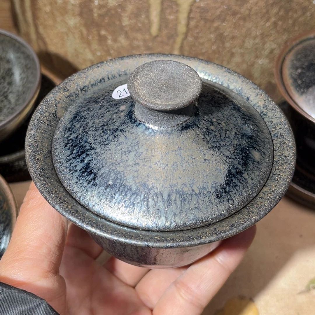 茶盏义兴龙窑坚持真柴烧