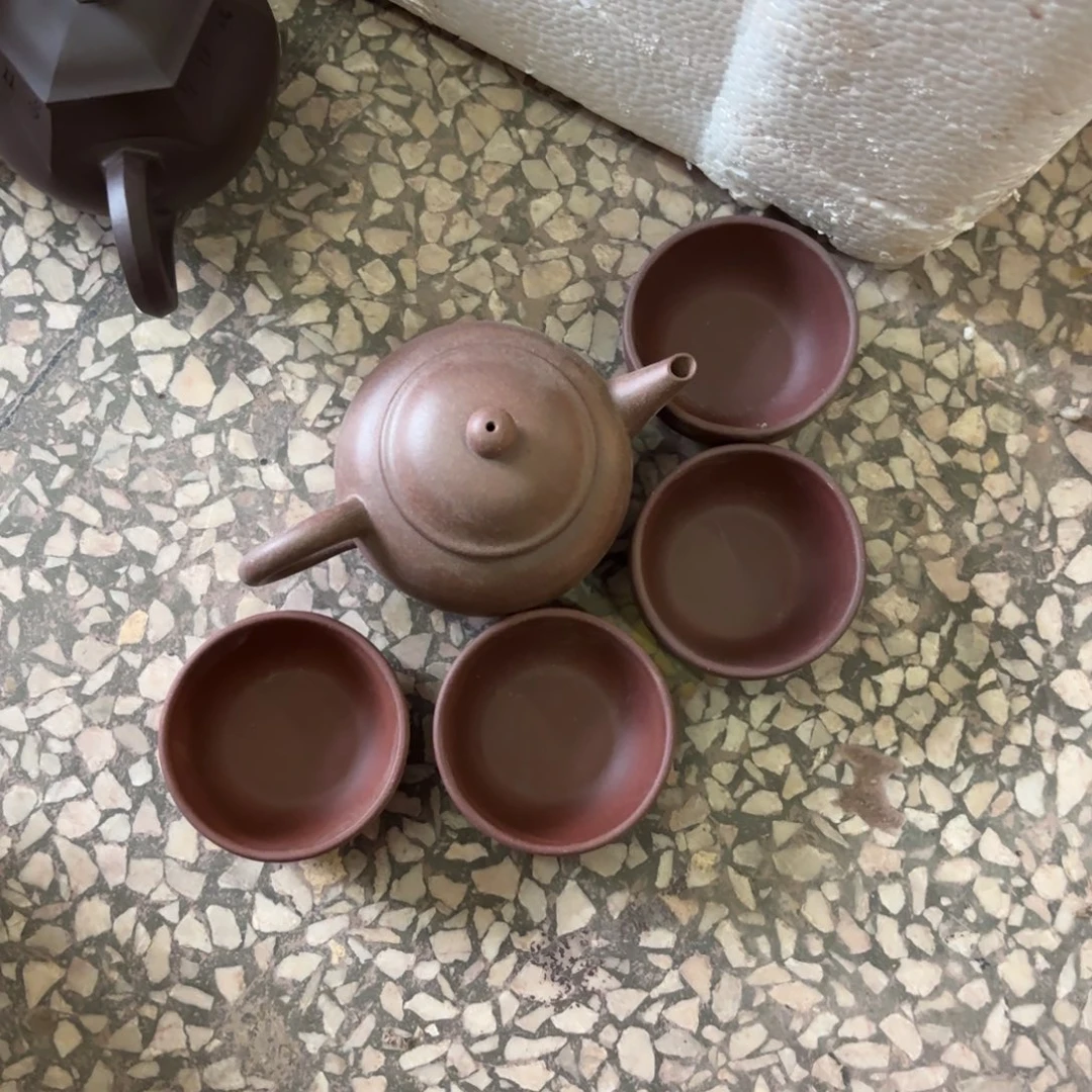 紫砂茶壶紫砂之光和青釉花是两