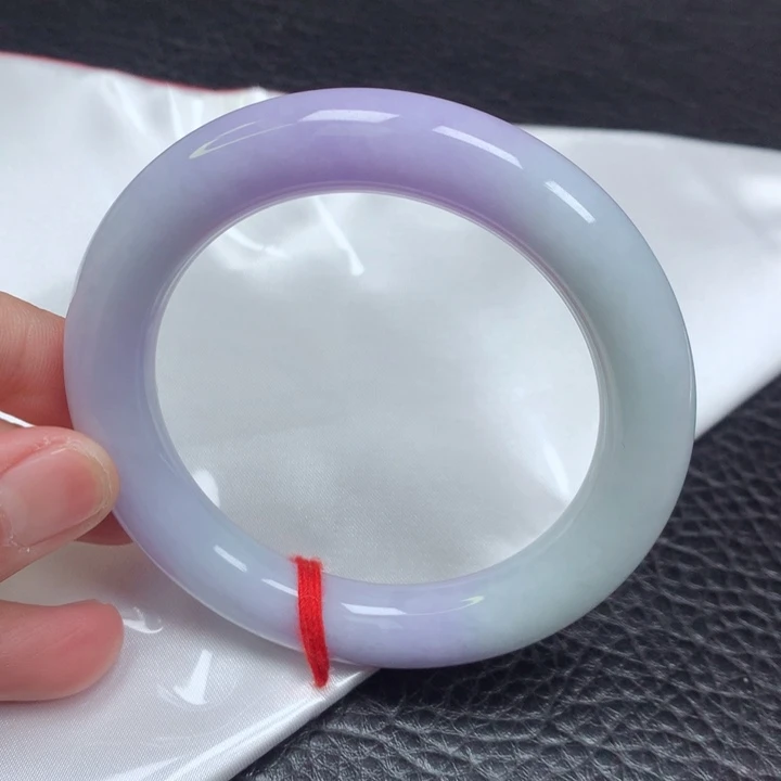 翡翠手镯（圆镯）未镶嵌